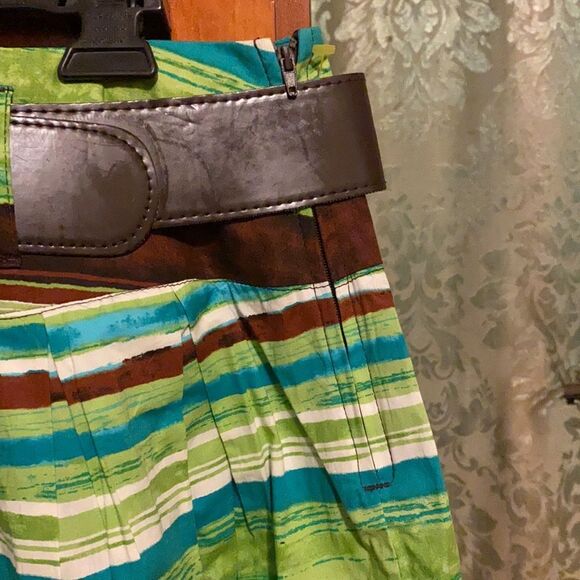 Chime Belted Skirt sz. M - Picture 2 of 3